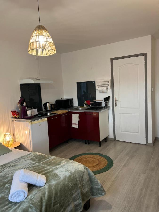 L'Auberge De La Gare, Appartements Tout Confort, Proches Gare Yzeure Exteriör bild