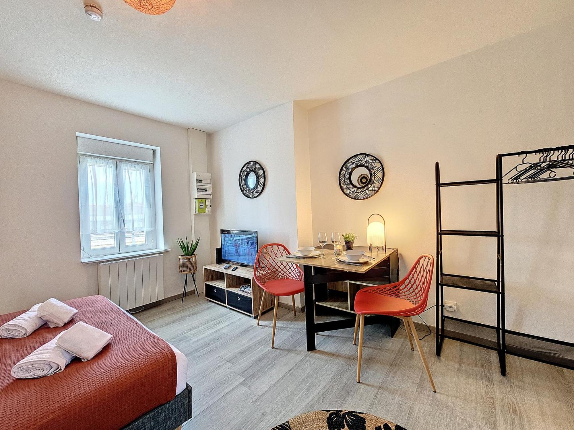 L'Auberge De La Gare, Appartements Tout Confort, Proches Gare Yzeure Exteriör bild